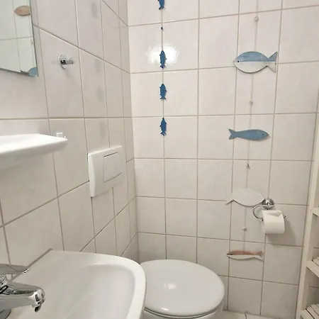 Apartment 344, Seepark