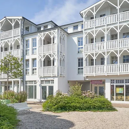 Apartment 344, Seepark